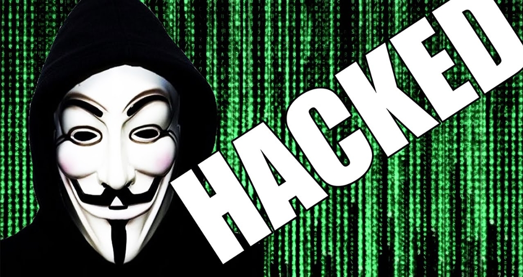 FOTO – Barcellona hackerato: il gruppo di pirati del web annuncia il clamoroso colpo nella notte ma è uno scherzo