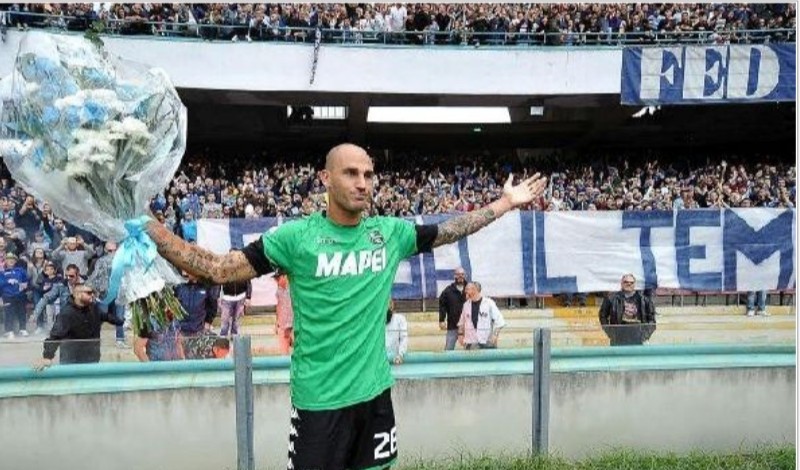Paolo Cannavaro, commovente addio: “I compagni mi mancheranno. Il mio cuore è del Napoli e questo i tifosi l’hanno accettato e rispettato…”