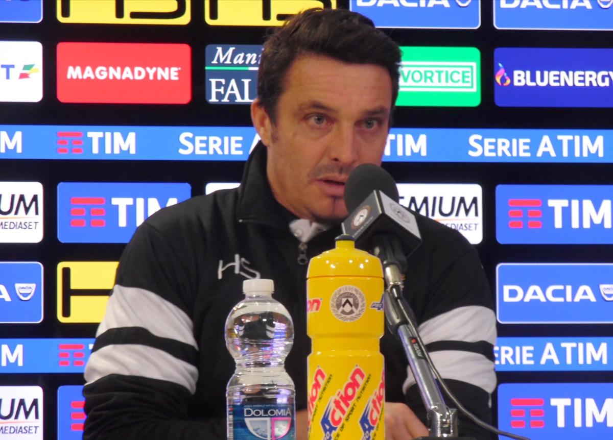 Udinese, Oddo in conferenza: “Proveremo a vincere! Preparati a difendere con il piede invertito, bisogna fare di necessità virtù…”