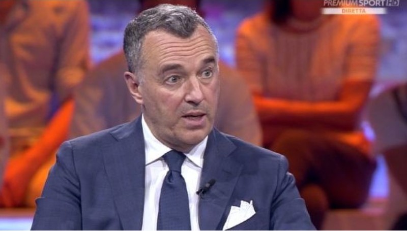 Pistocchi stizzito: “Hamsik e Callejon fondamentali per il Napoli, questo 2-0 lezione per chi li voleva in panchina” Il Tweet
