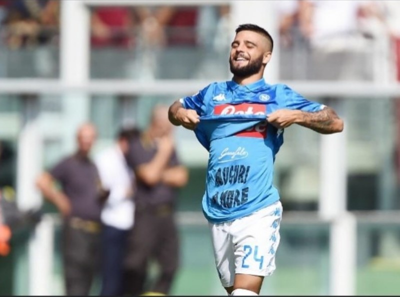 VIDEO – Napoli subito in vantaggio con un gran gol di Insigne con dedica speciale alla moglie