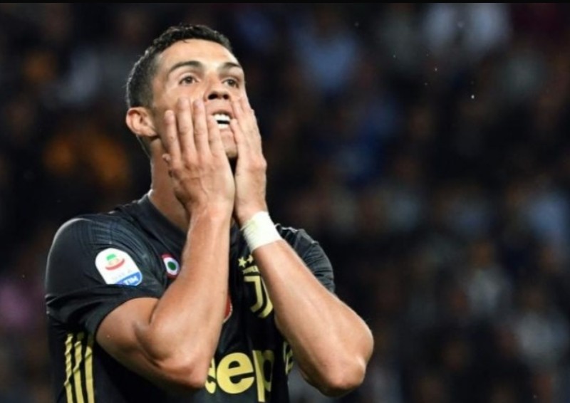 CLAMOROSO! Lo juventino Ronaldo patteggia due anni di carcere…