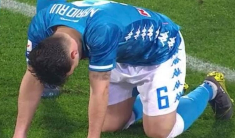 Lazio-Napoli 2-0, sbagliano tutto gli azzurri. Fallito il sorpasso alla Roma