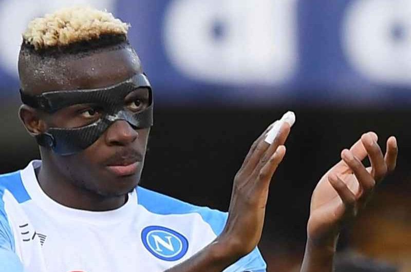 Infortunio Osimhen, probabile assenza anche contro l’Ajax