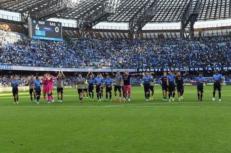 Moviola Napoli-Sassuolo: espulsione ingiusta e rigore mancato
