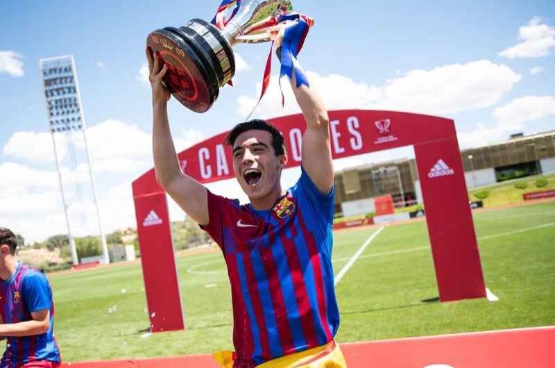 UFFICIALE – Colpo Napoli, arriva l’ex Barcellona Alastuey