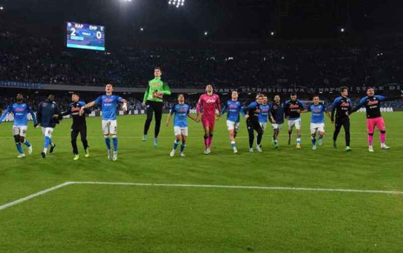 Tournée Napoli, cinque amichevoli di cui una al Maradona