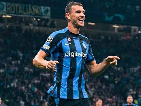 Inter, Dzeko: “Napoli sorprendente, spero rallentino”