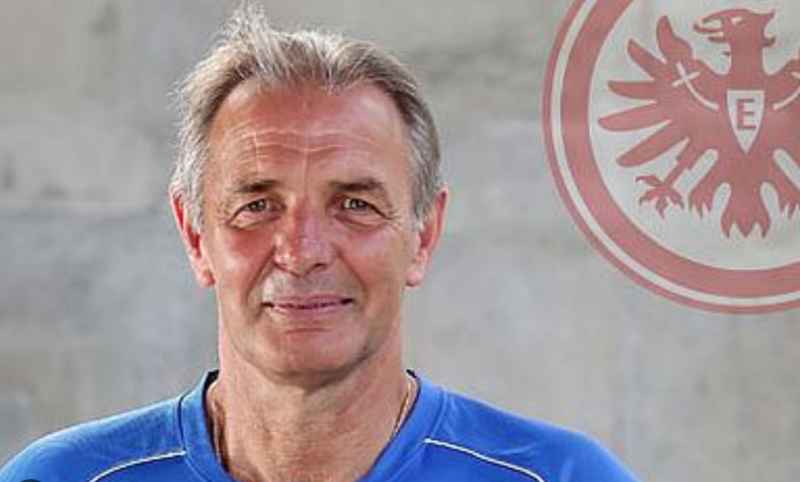La leggenda dell’Eintracht, Körbel: “Come col Barça, al tappeto anche il Napoli”