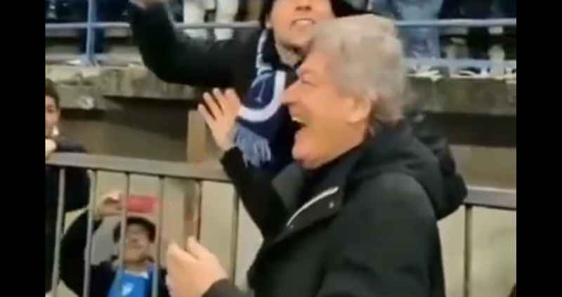 VIDEO – Coro dei tifosi azzurri per Antognoni al Castellani, lui grida: “Forza Napoli”