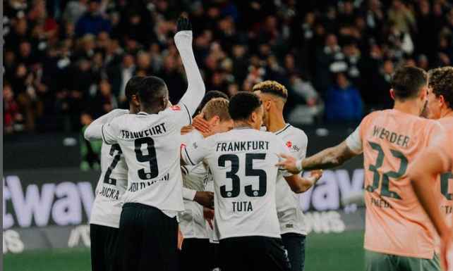 Eintracht Francoforte Napoli, Krosche: “Vogliamo i quarti”