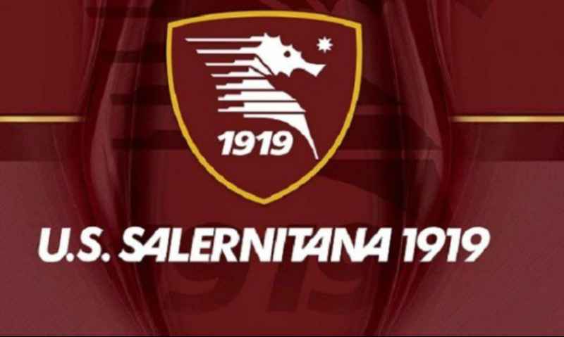 Salernitana, Iervolino pronto a cedere il club dopo la retrocessione in Serie B