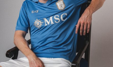 nuova maglia napoli mctominay
